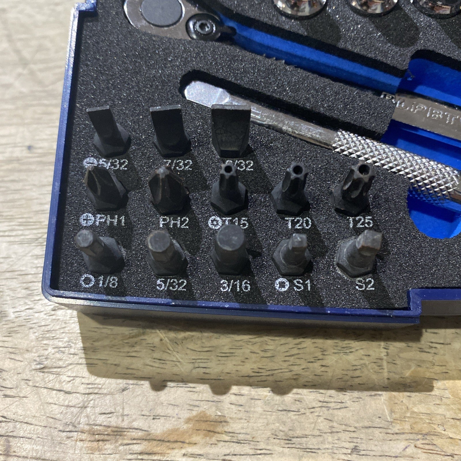 Blue Point BLPBTWKIT 25 Pc 1/4" Drive Socket & Bit Ratchet Set