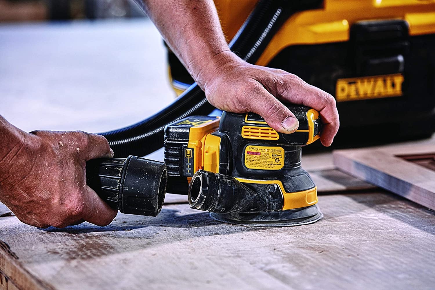 20V MAX Orbital Sander, Tool Only (DCW210B)
