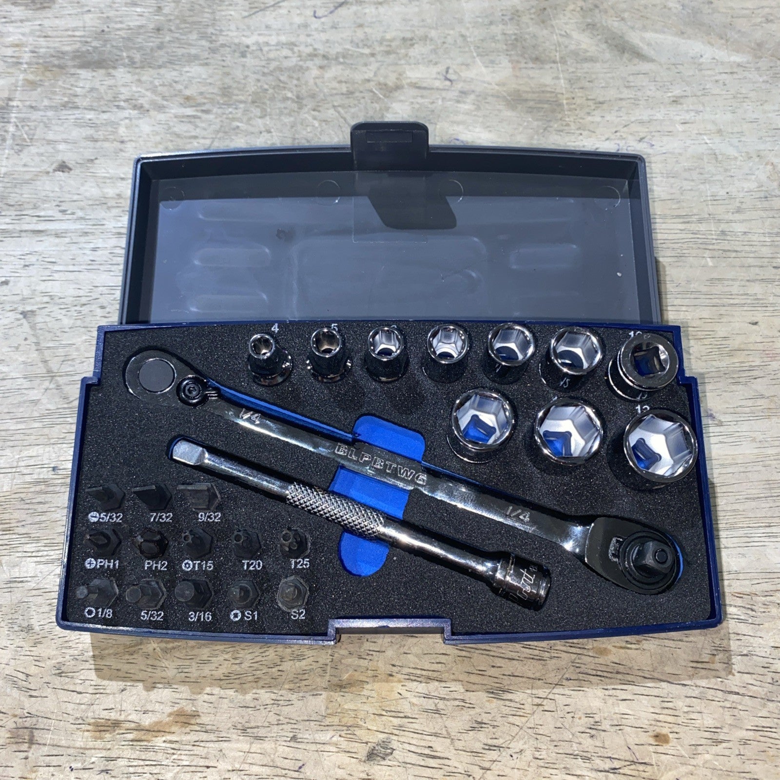 Blue Point BLPBTWKIT 25 Pc 1/4" Drive Socket & Bit Ratchet Set