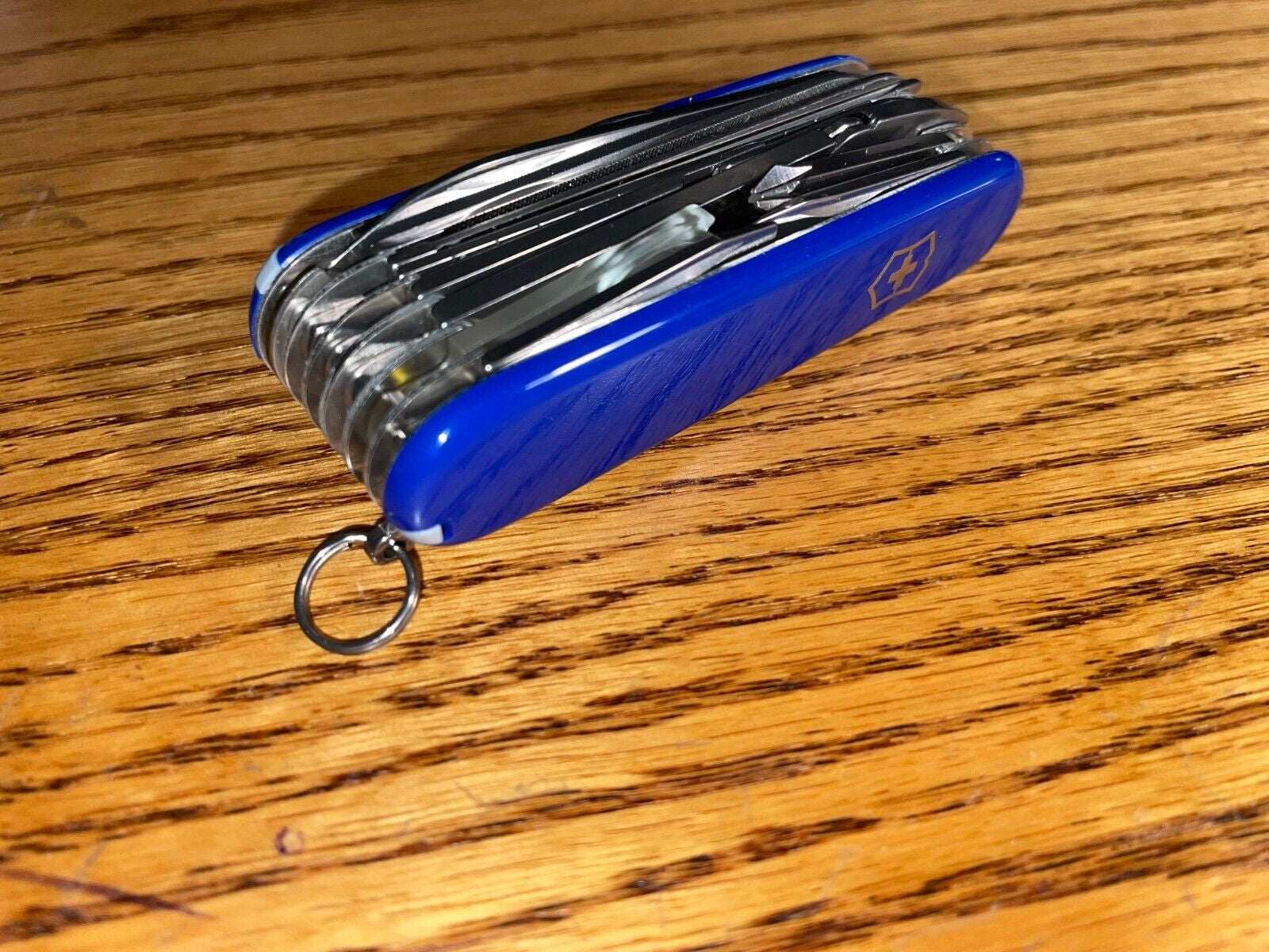 New Victorinox Swiss Army 91Mm Knife BLUE SWISSCHAMP 1.6795.2