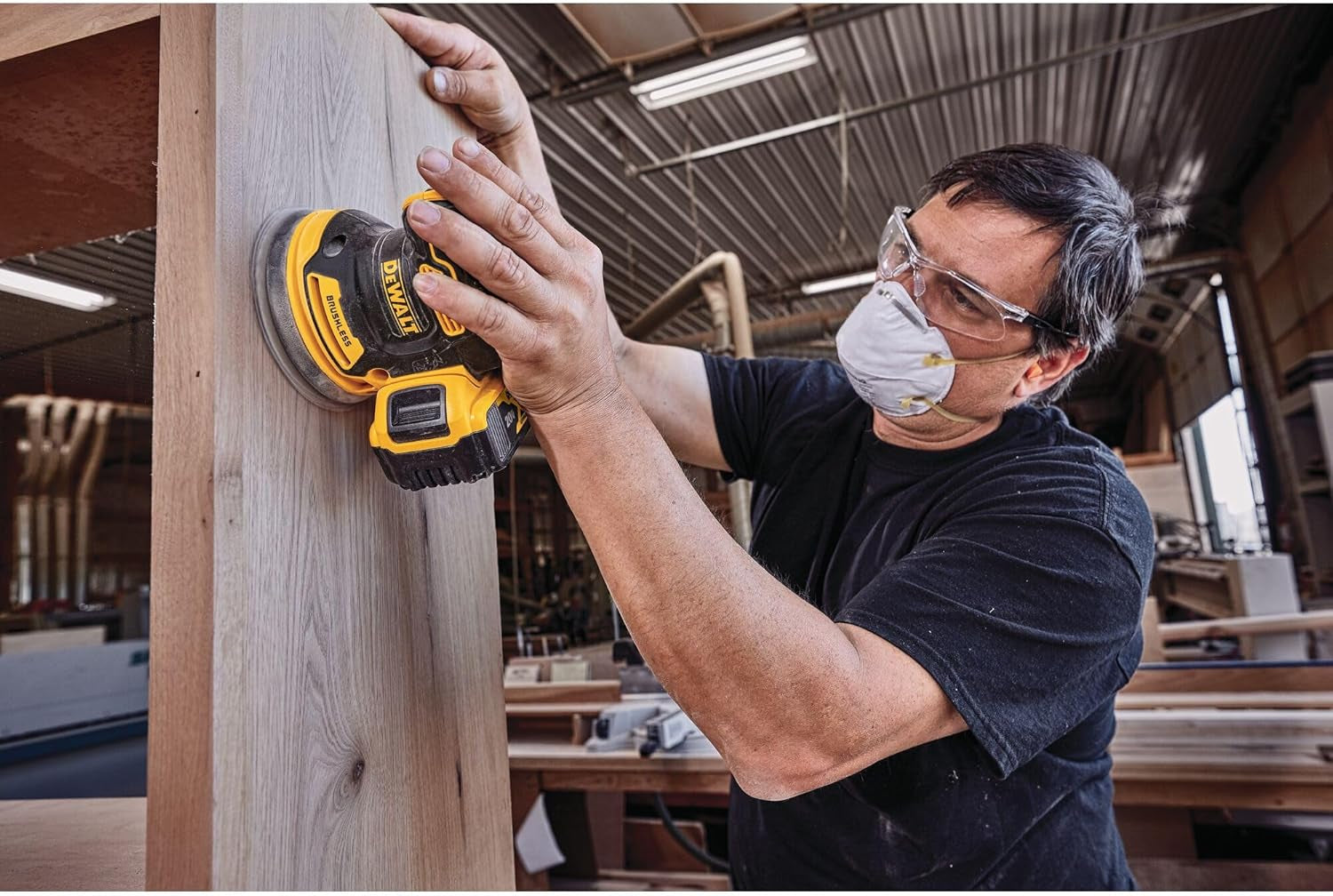 20V MAX Orbital Sander, Tool Only (DCW210B)