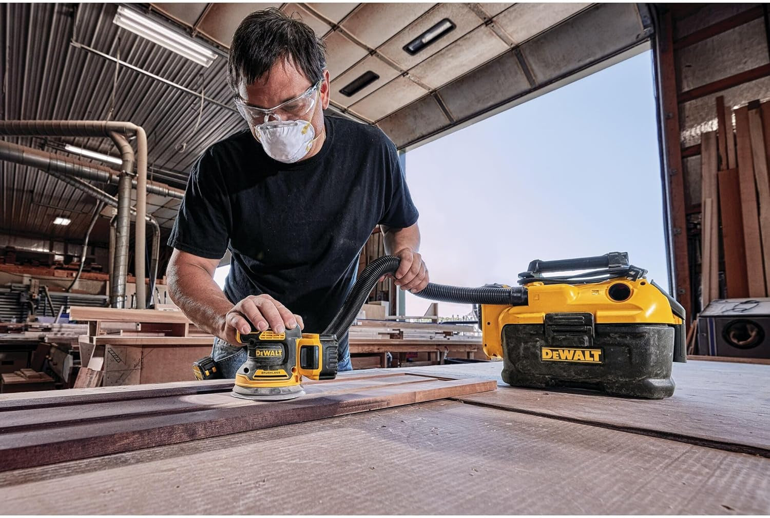 20V MAX Orbital Sander, Tool Only (DCW210B)