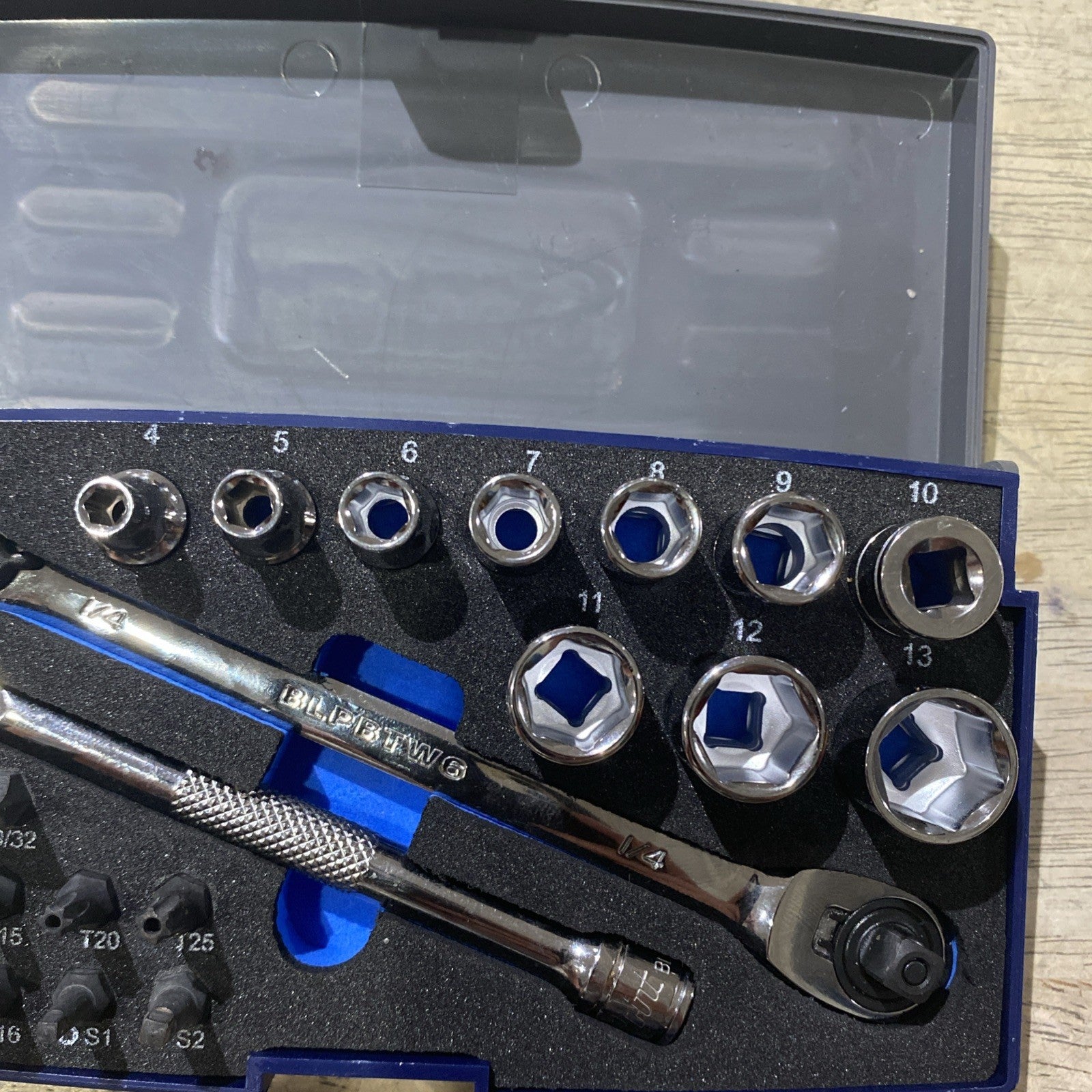 Blue Point BLPBTWKIT 25 Pc 1/4" Drive Socket & Bit Ratchet Set